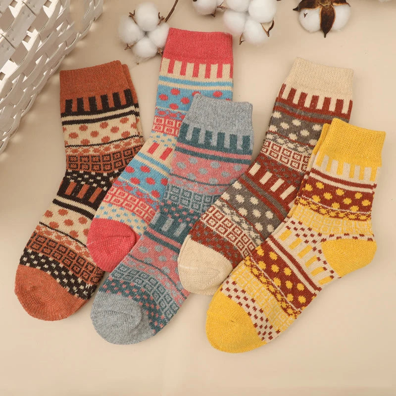 5 Pairs High Quality Women Winter Socks Vintage