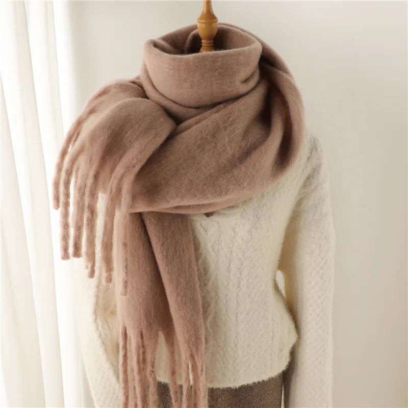 Warm & Elegant Tassel Shawl for Autumn/Winter