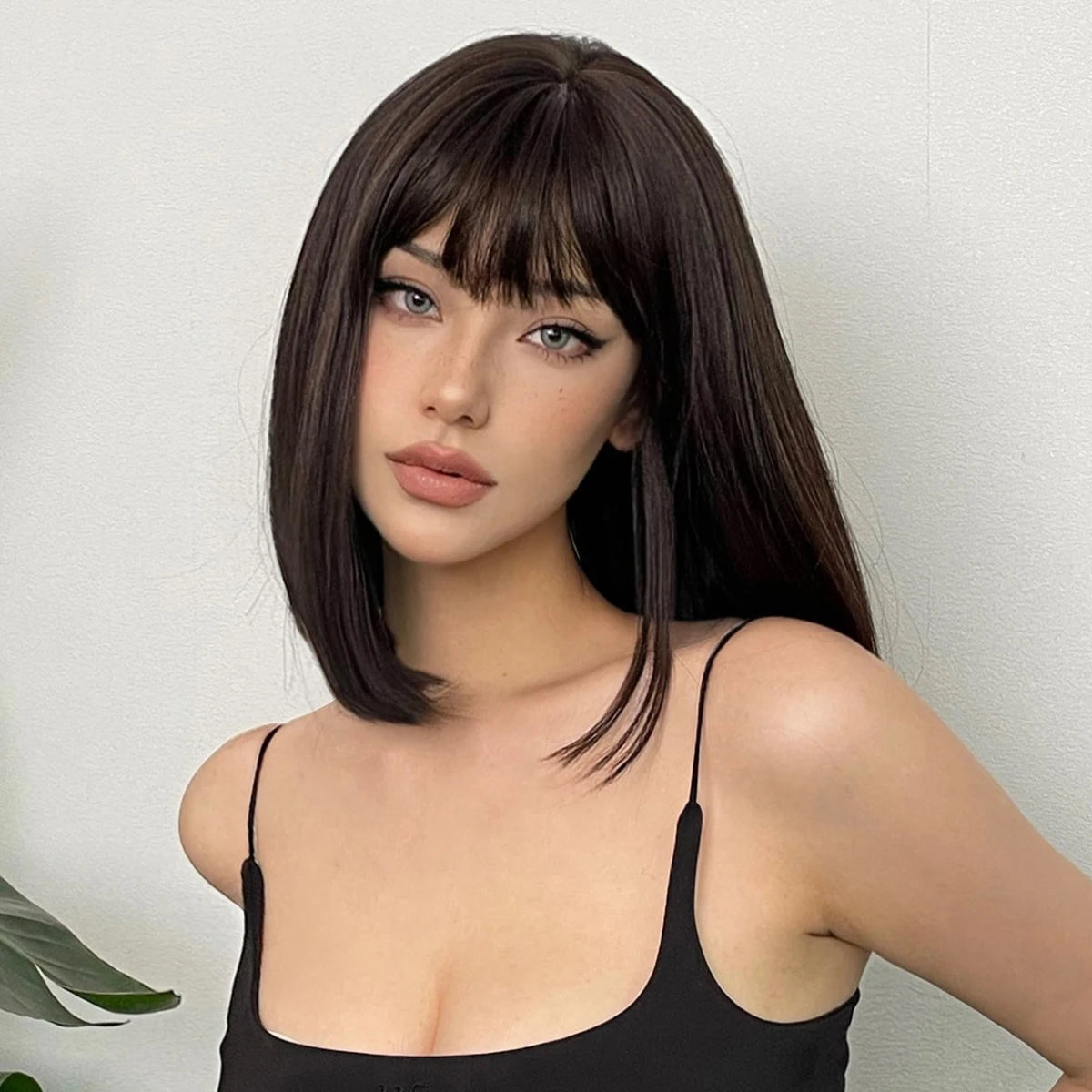 Short Black Brown Synthetic Natural Hair Wigs for Women