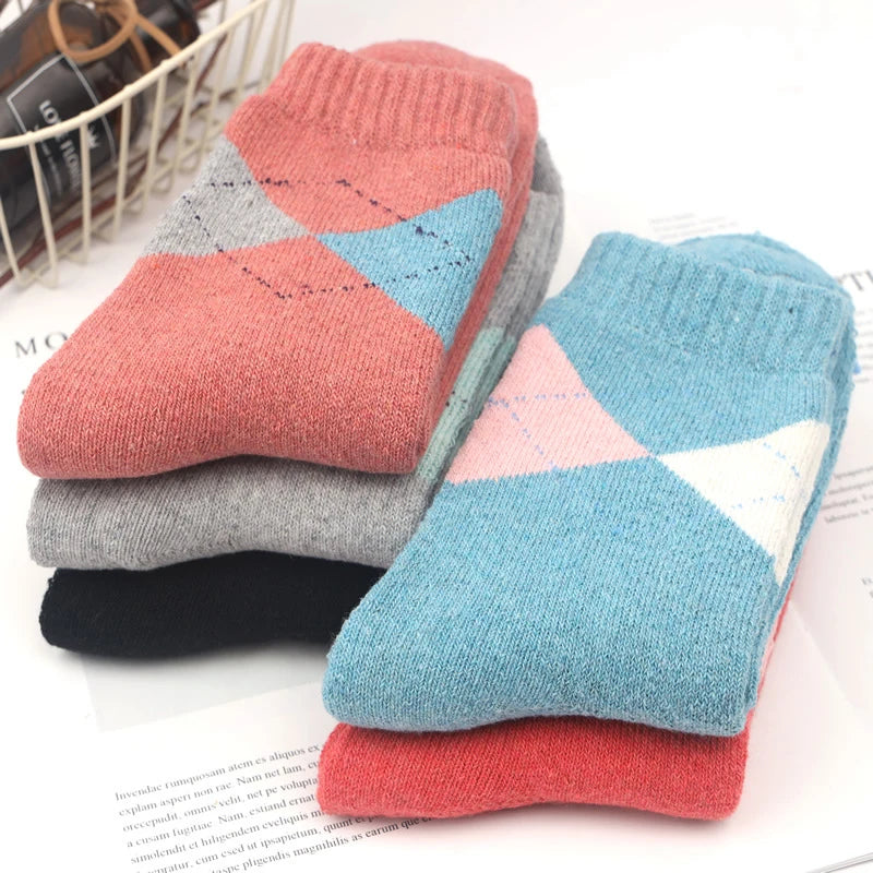 5 Pairs High Quality Women Winter Socks Vintage