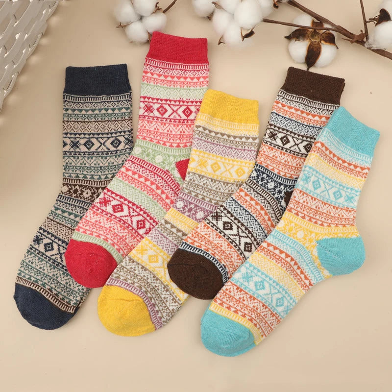 5 Pairs High Quality Women Winter Socks Vintage