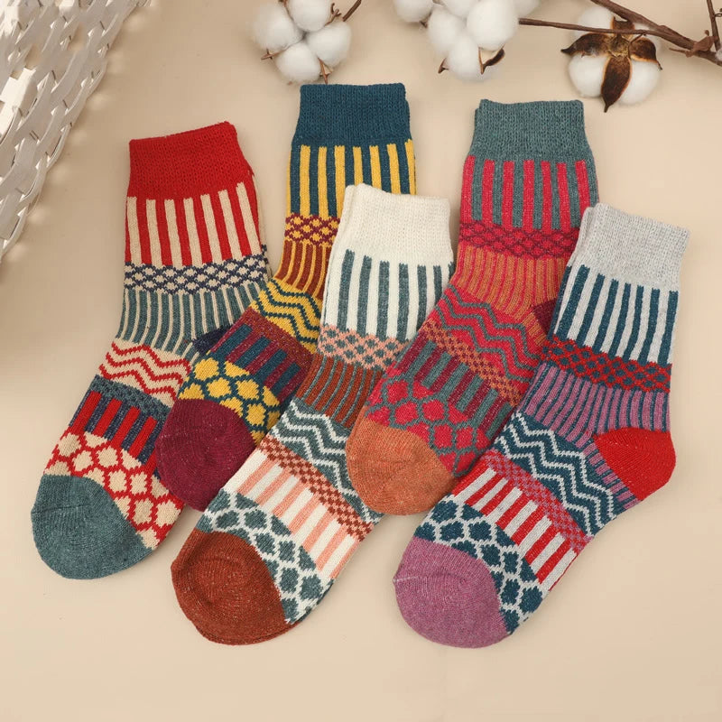 5 Pairs High Quality Women Winter Socks Vintage