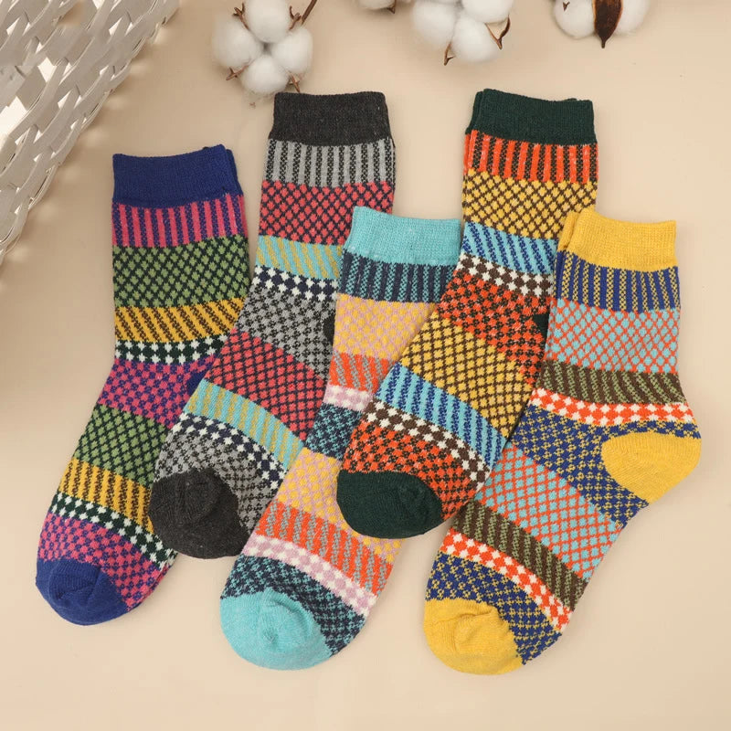 5 Pairs High Quality Women Winter Socks Vintage